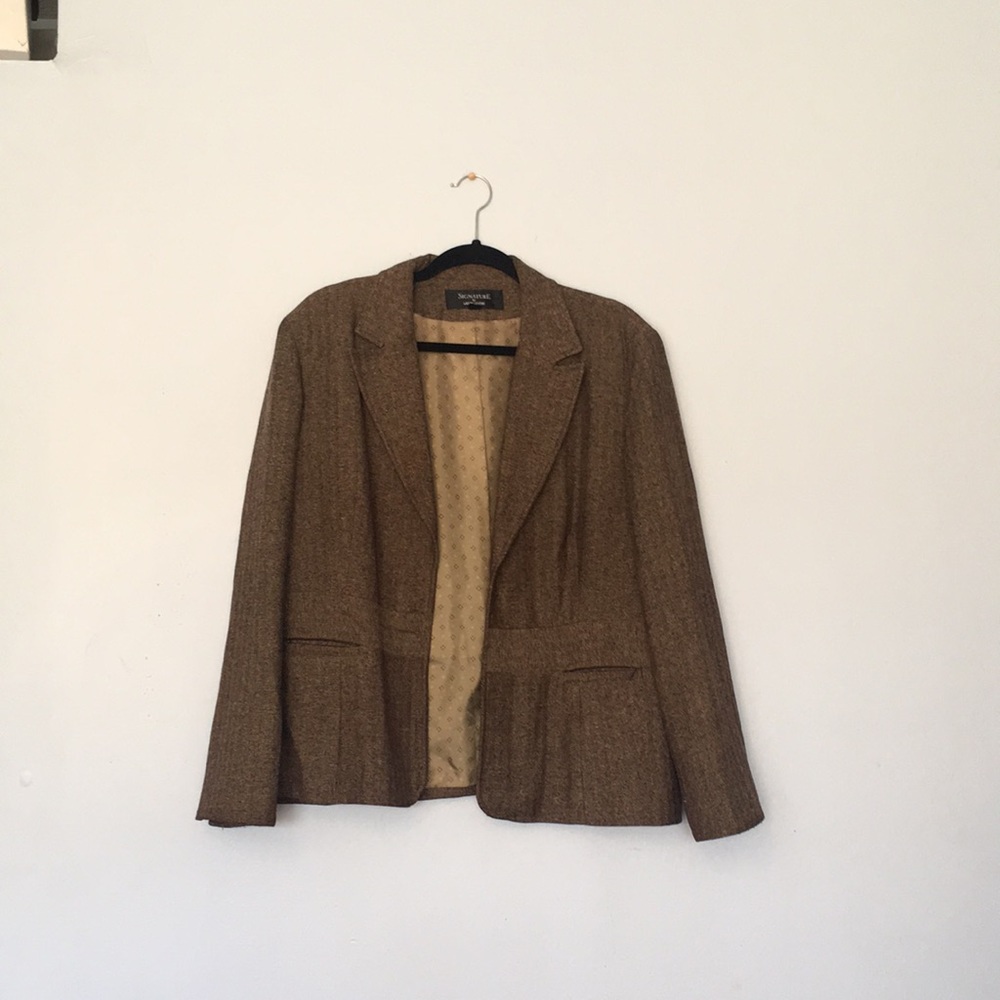 Signature by Larry Levine Skirt Suit